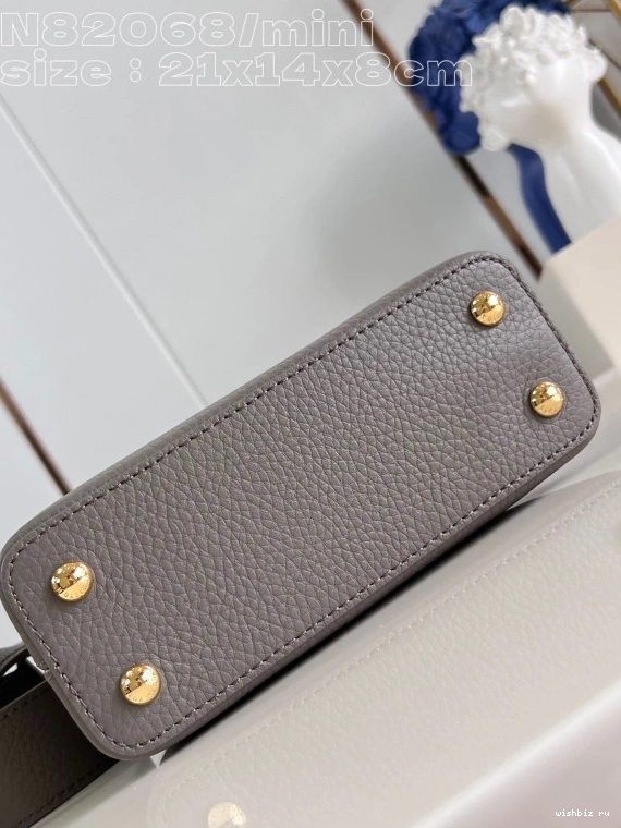 WIS LOUIS CAPUCINES MINI-21*14*8CM VUITTON 0726